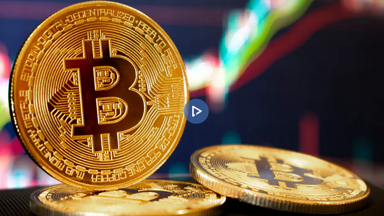 Pessimism dominates cryptocurrencies. Bitcoin falls below $17K
